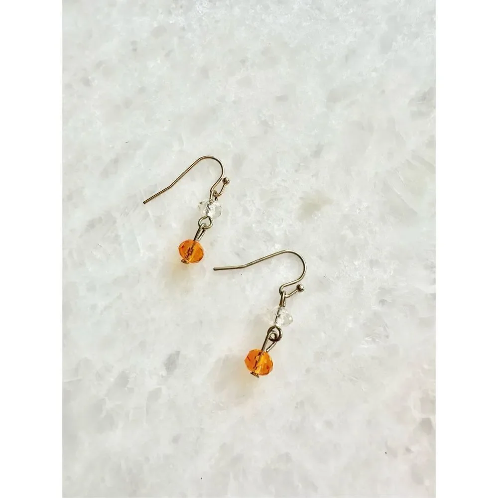 Petite orange dangle beaded earrings ￼